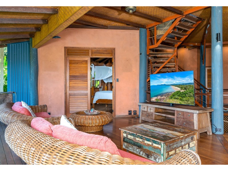68 Ocean View Road Killaloe, Port Douglas QLD 4877