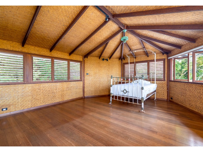 68 Ocean View Road Killaloe, Port Douglas QLD 4877
