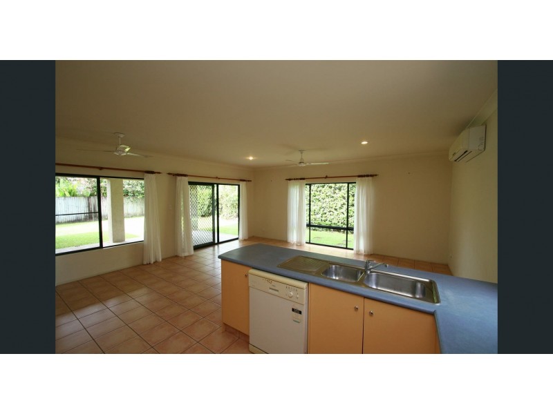 4 Brolga Street, Port Douglas QLD 4877