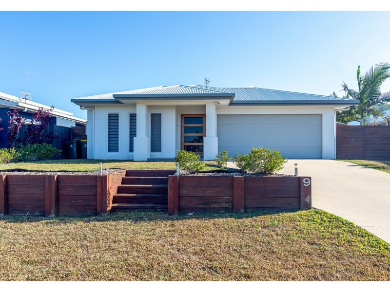 9 Barrbal Drive, Cooya Beach QLD 4873