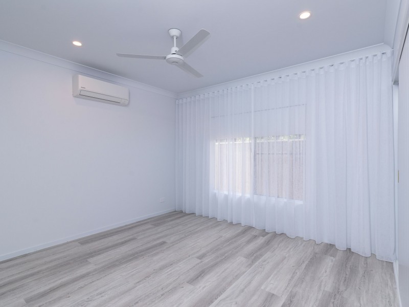 15 Dickson Street, Port Douglas QLD 4877