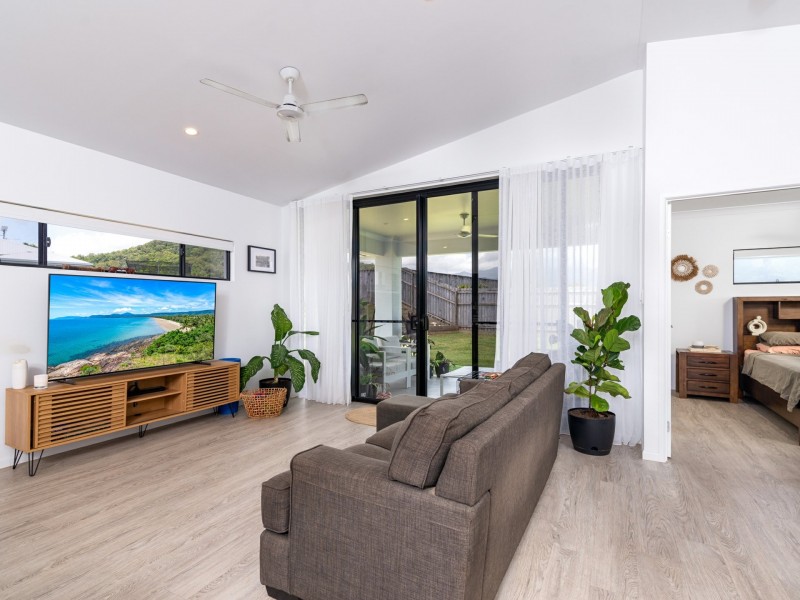 3 Kudi Close, Cooya Beach QLD 4873