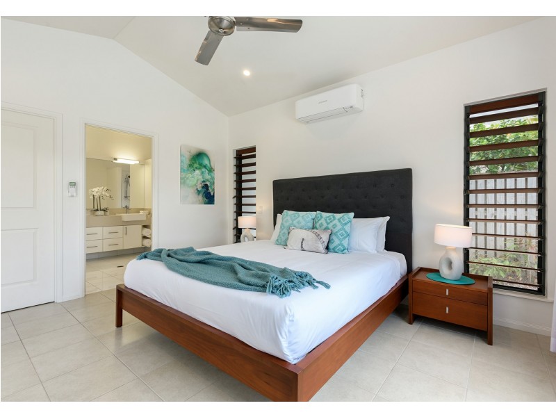 9 Cascade Drive, Port Douglas QLD 4877