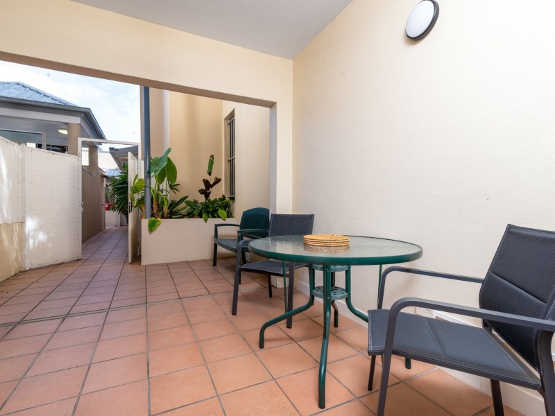 8/16 Macrossan Street, Port Douglas QLD 4877