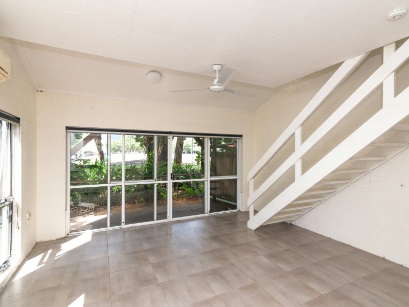 Unit 1/15 Triton Crescent, Port Douglas QLD 4877