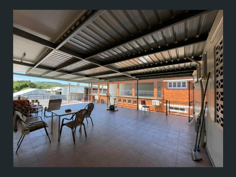 Unit 2/6 Front Street, Mossman QLD 4873