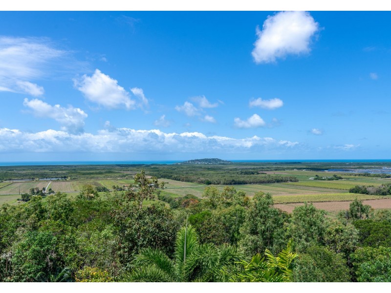 68 Ocean View Drive Ridge Estate, Port Douglas QLD 4877