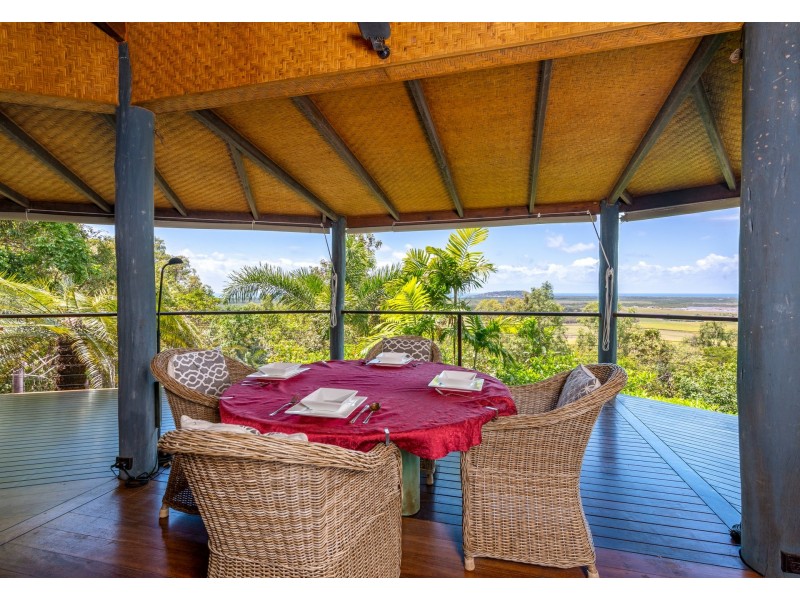 68 Ocean View Drive Ridge Estate, Port Douglas QLD 4877