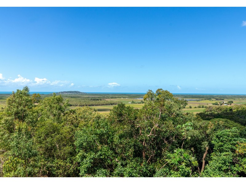 68 Ocean View Drive Ridge Estate, Port Douglas QLD 4877