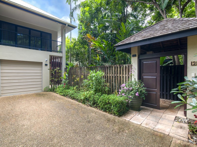12 Thorntons/18-28 St Crispins Ave, Port Douglas QLD 4877
