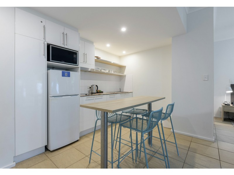 4 Portsea/70-76 Davidson Street, Port Douglas QLD 4877