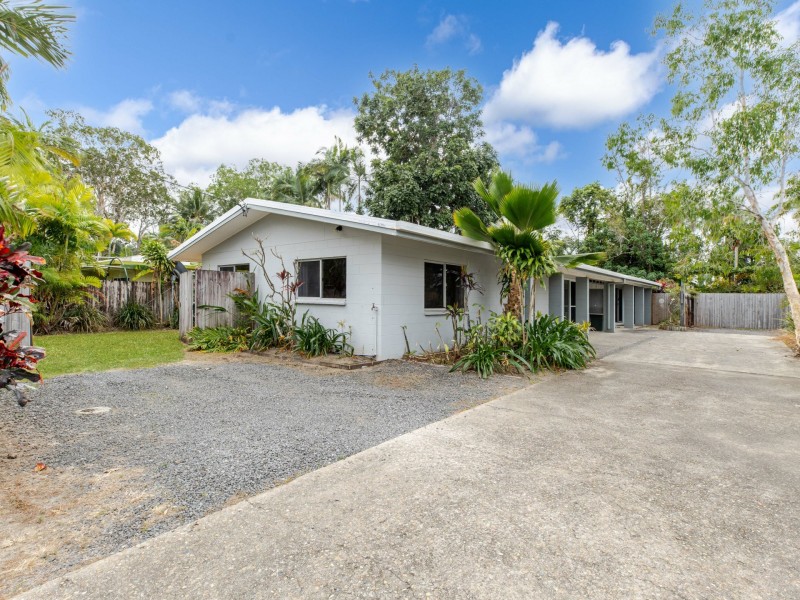 1 & 2/25 Limpet Avenue, Port Douglas QLD 4877