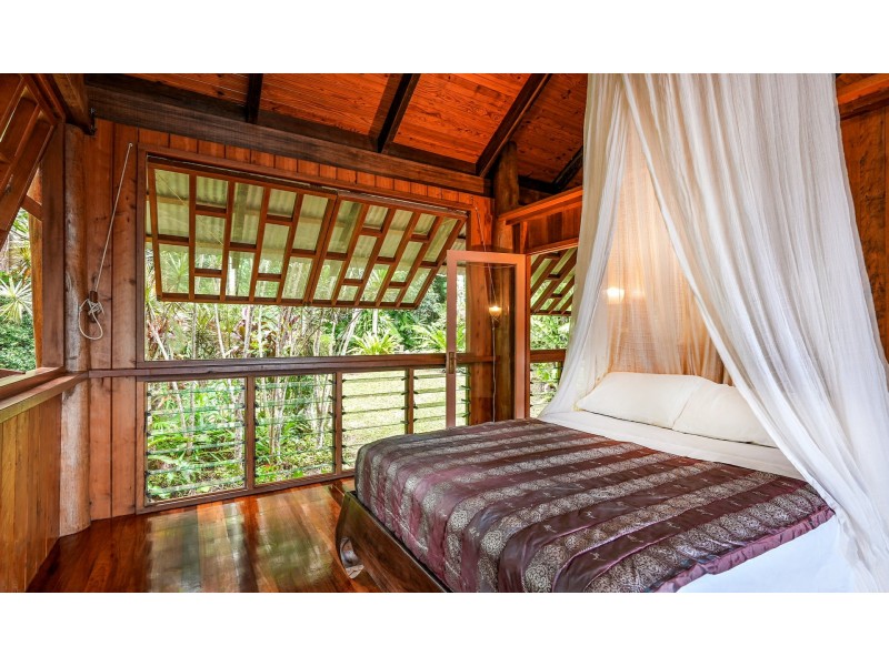 257 Cape Kimberley Road, Daintree QLD 4873