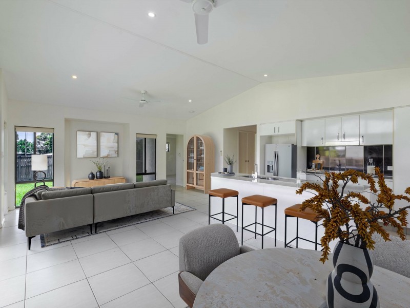 53 Cooya Beach Road, Cooya Beach QLD 4873