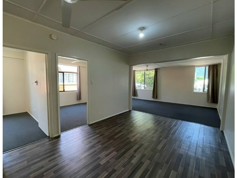 Unit 3/6 Front Street, Mossman QLD 4873