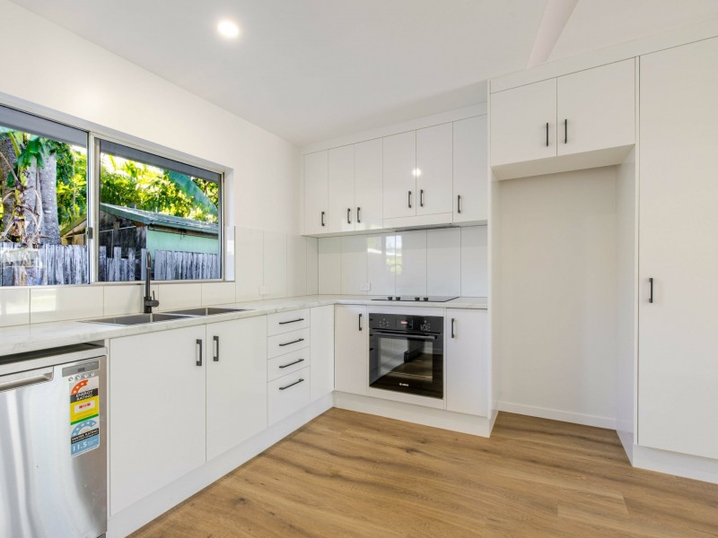 2/25 Limpet Ave, Port Douglas QLD 4877