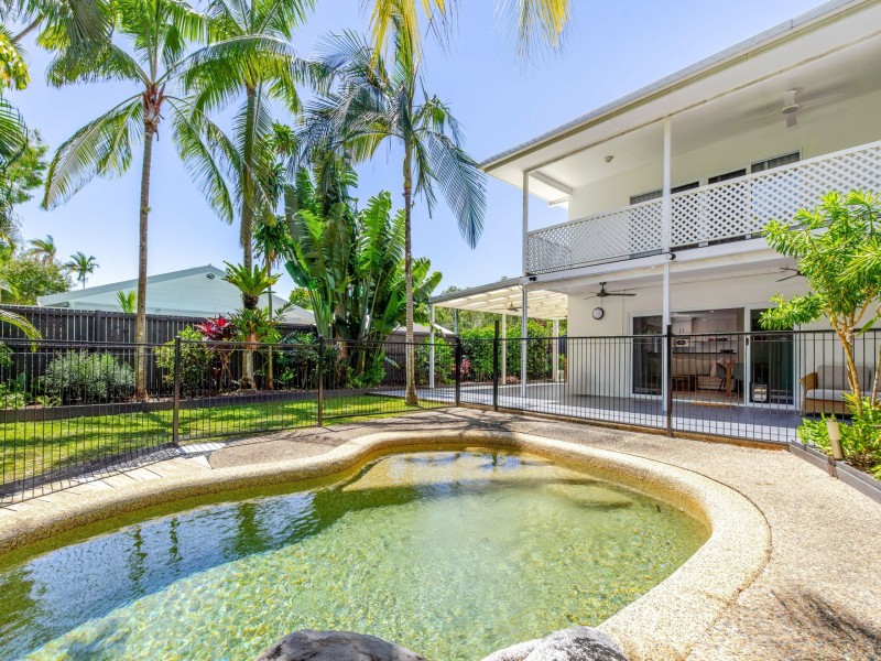 2/135 Davidson Street, Port Douglas QLD 4877