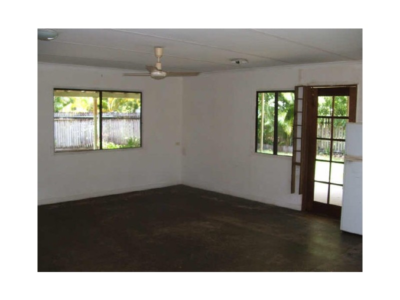 20 Palm Street, Cooya Beach QLD 4873