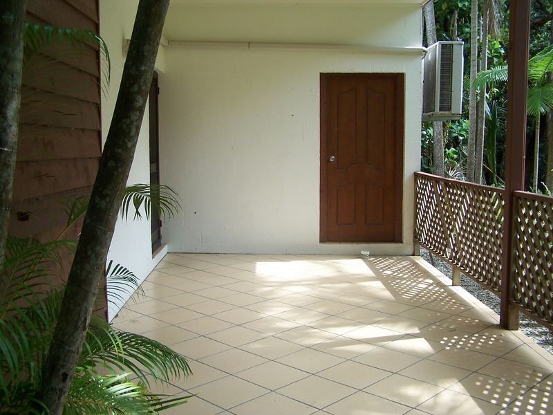 18 Sorrento Crescent, Port Douglas QLD 4877
