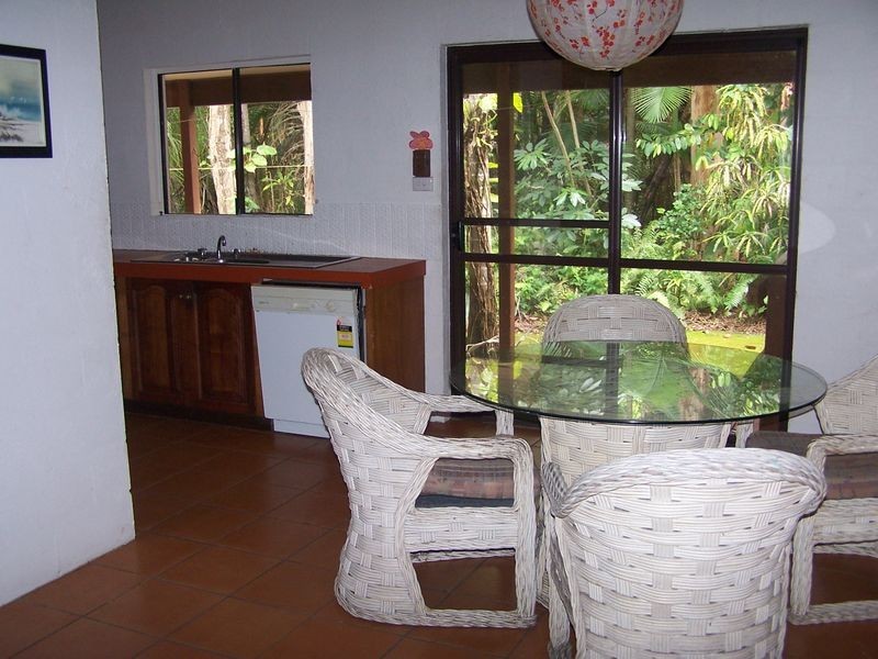 18 Sorrento Crescent, Port Douglas QLD 4877