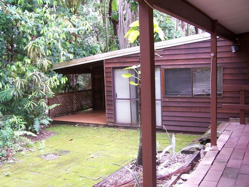 18 Sorrento Crescent, Port Douglas QLD 4877