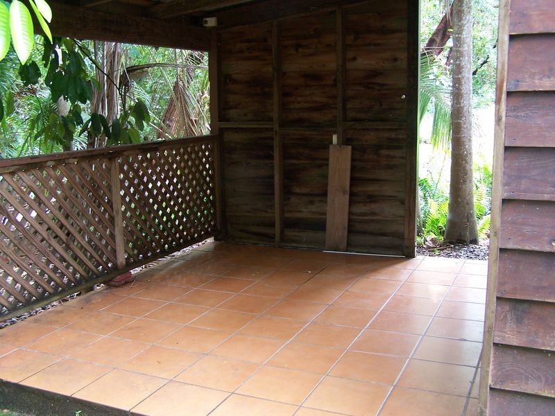18 Sorrento Crescent, Port Douglas QLD 4877