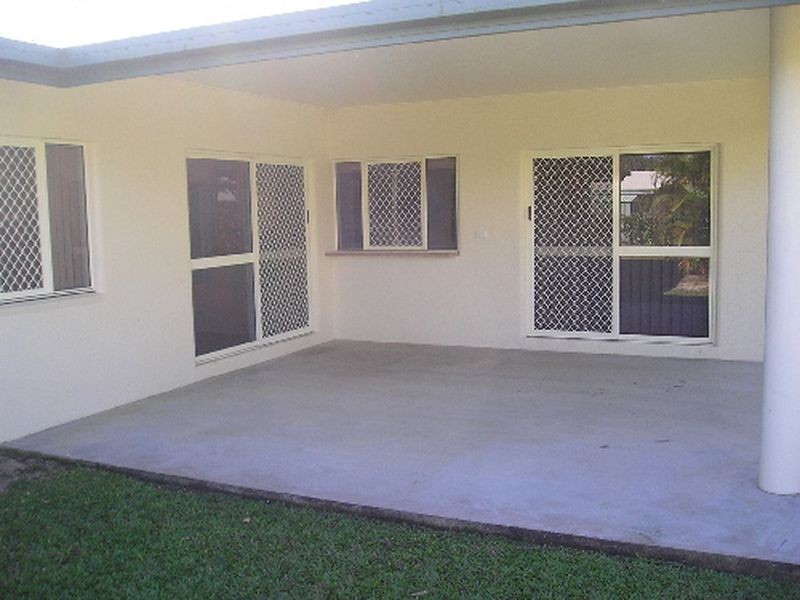 5 Harper Street, Mossman QLD 4873