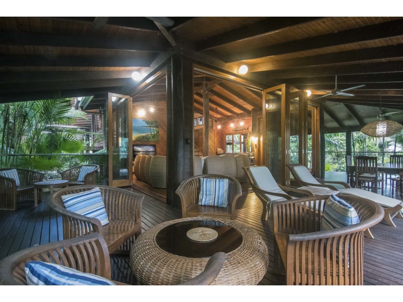 19 Murphy Street, Port Douglas QLD 4877