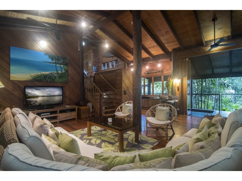 19 Murphy Street, Port Douglas QLD 4877