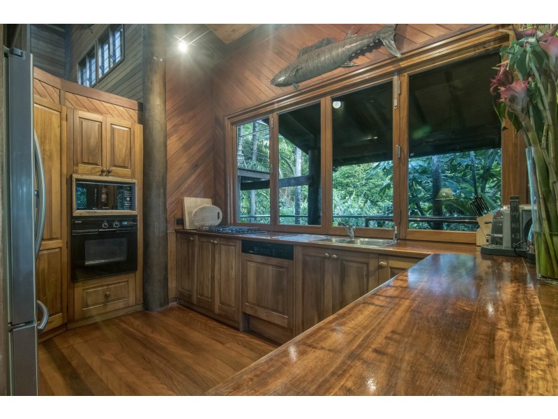 19 Murphy Street, Port Douglas QLD 4877