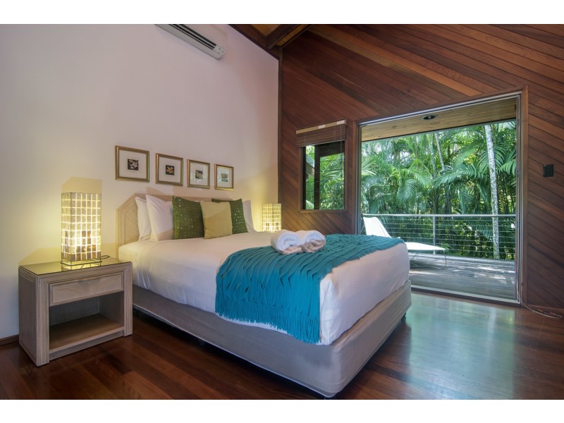 19 Murphy Street, Port Douglas QLD 4877