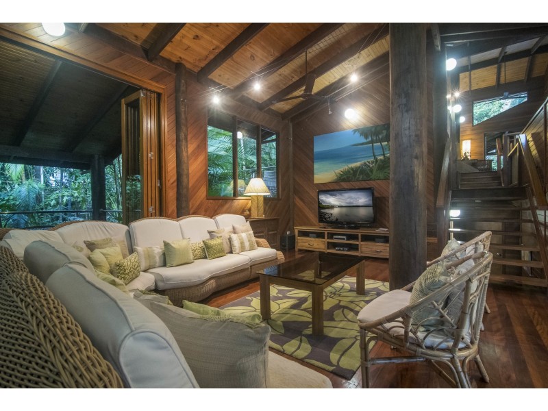 19 Murphy Street, Port Douglas QLD 4877