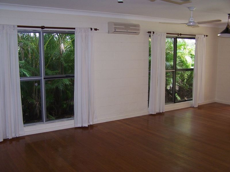 3 Sorrento Crescent, Port Douglas QLD 4877