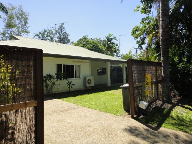 2/41 Pecten Avenue, Port Douglas QLD 4877