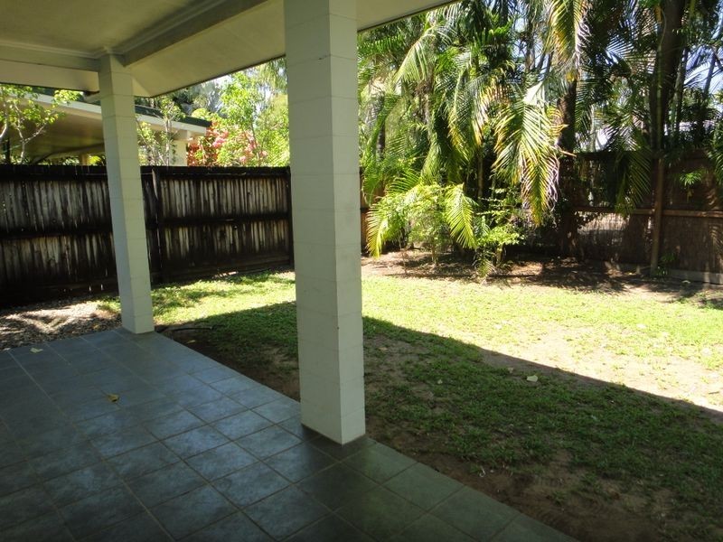 2/41 Pecten Avenue, Port Douglas QLD 4877
