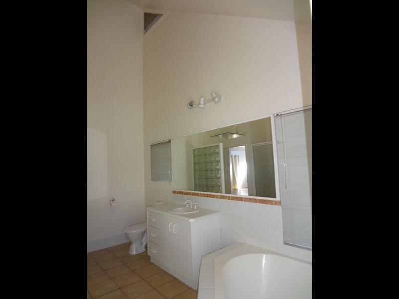 20 Albatross Close, Cooya Beach QLD 4873