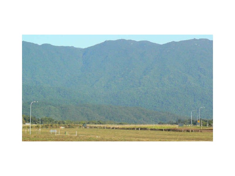 Cooya Beach QLD 4873