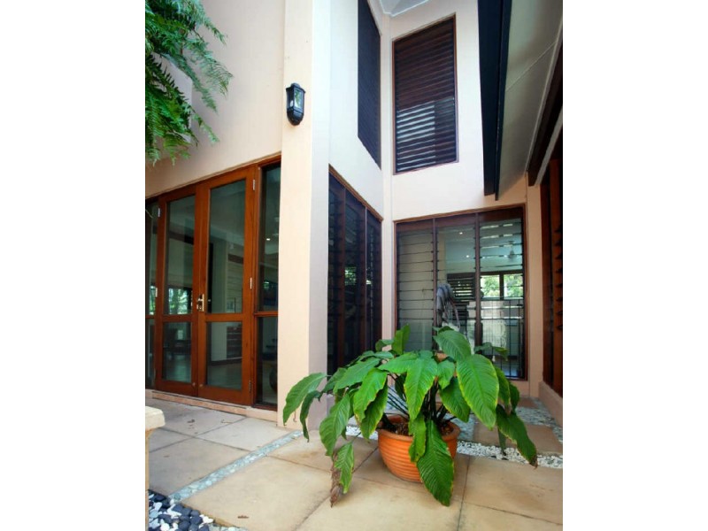 Port Douglas QLD 4877