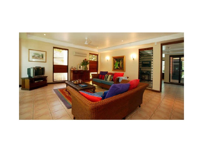 Port Douglas QLD 4877