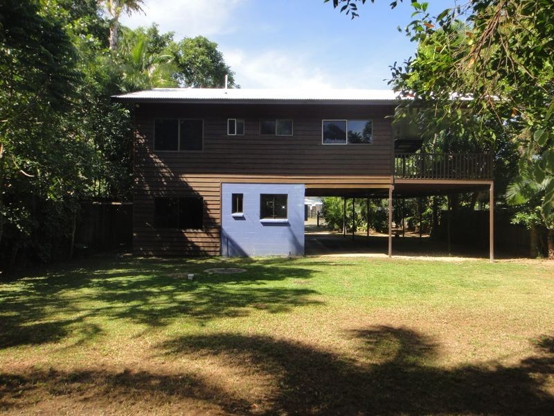 3 Poinciana Street, Cooya Beach QLD 4873
