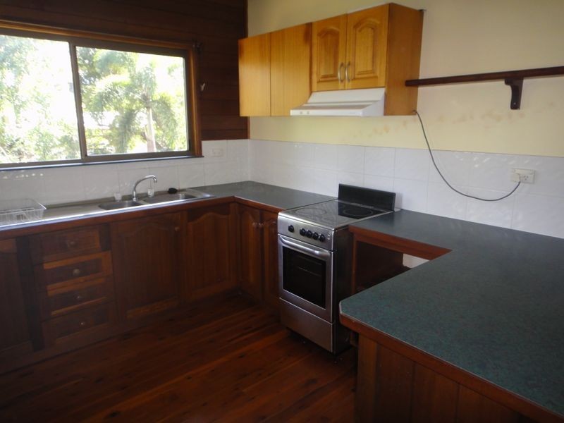 3 Poinciana Street, Cooya Beach QLD 4873