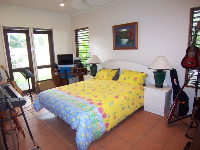 Port Douglas QLD 4877