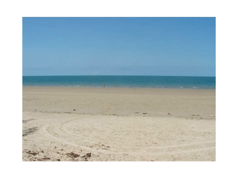 Port Douglas QLD 4877