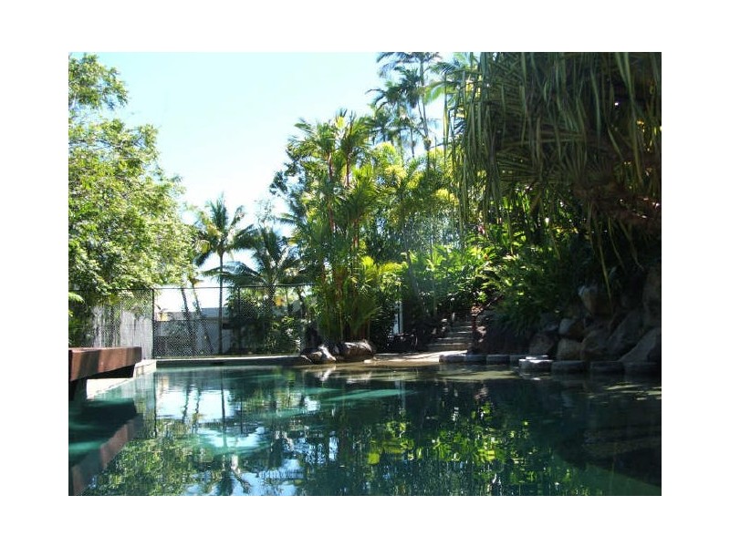 Port Douglas QLD 4877