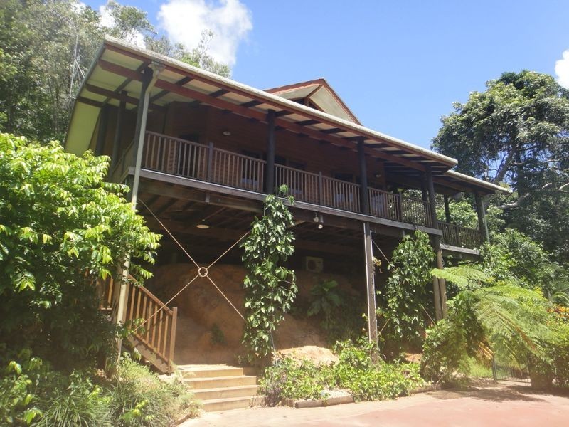 2 Ocean View Road, ‘The Ridge Es, Port Douglas QLD 4877