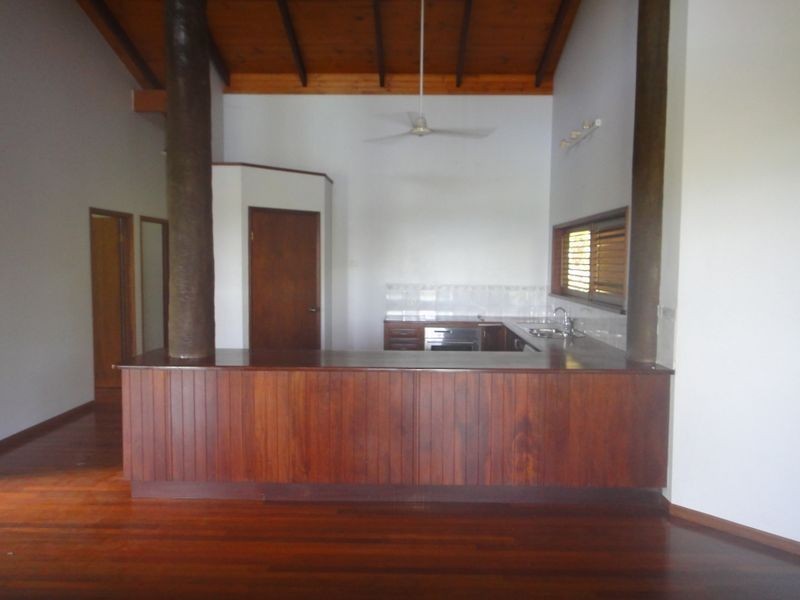 2 Ocean View Road, ‘The Ridge Es, Port Douglas QLD 4877