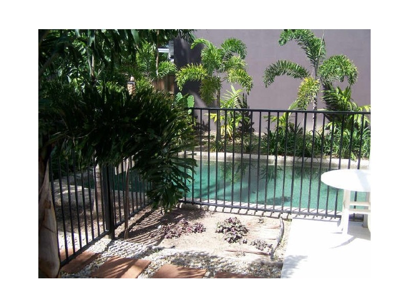 Port Douglas QLD 4877