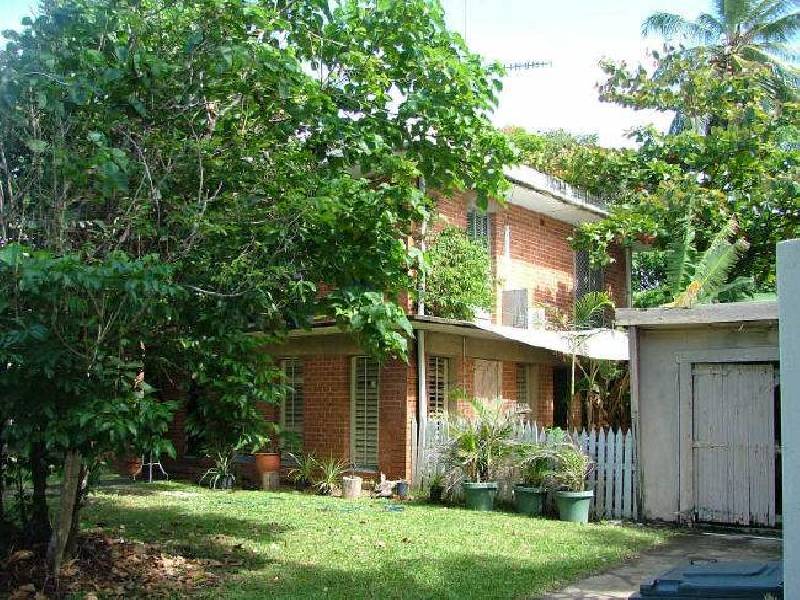 15 The Esplanade, Port Douglas QLD 4877