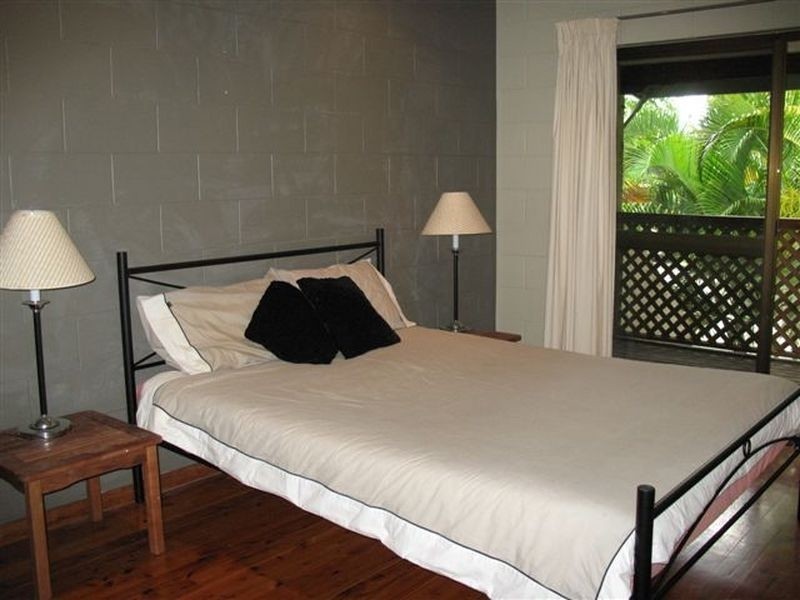 Port Douglas QLD 4877