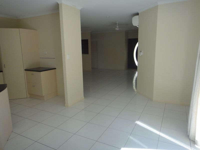 16 Corella Street, Port Douglas QLD 4877